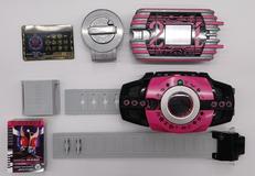仮面ライダーディケイド|BANDAI
