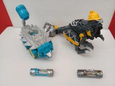 獣電戦隊キョウリュウジャー