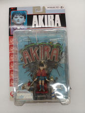 AKIRA|マクファーレントイズ