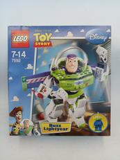 LEGO バズ・ライトイヤー|LEGO