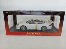 1/18 ポルシェ　911カレラ|AUTOart