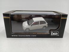 1/43 スバル　ヴィヴィオ|IXOMODELS