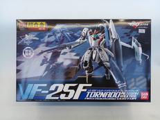 トルネードメサイアバルキリー 早乙女アルト機|BANDAI