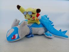 ピカチュウ ぬいぐるみ|ポケモンセンター