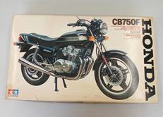 1/6 ホンダ　CB750F