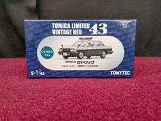 セドリック　1988|TOMYTEC