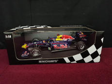1/18 RED BULL RACING RENAULT R|MINICHAMPS