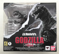 S.H.MONSTERARTS|BANDAI