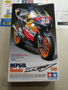 1/12 レプソル HONDA RC211V ’06|TAMIYA