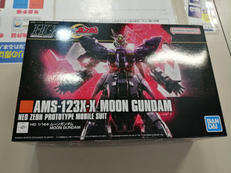 HG1/144　ムーンガンダム|BANDAI