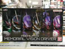PREMIUM DXメモリアルヴィジョンドライバー&ハイスペ|BANDAI