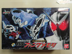 仮面ライダーダブル|BANDAI