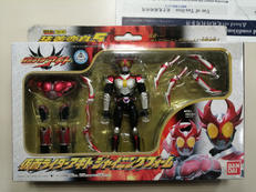 仮面ライダーアギト シャイニングフォーム|BANDAI