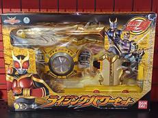 仮面ライダークウガ|BANDAI