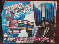 仮面ライダーディケイド|BANDAI