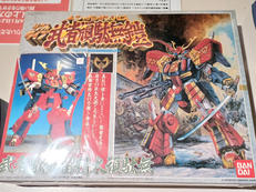 武者頑駄無鎧(ムシャガンダムクロス)|BANDAI