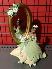 プリンセスと魔法のキス|DISNEY