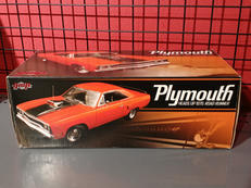 1/18スケール車|GMP