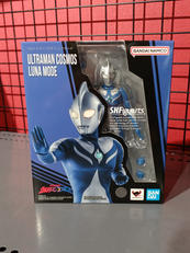 ウルトラマンコスモス|BANDAI