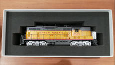 Oゲージ|CHALLENGER IMPORTS