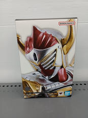 SHFIGUARTS|バンダイ