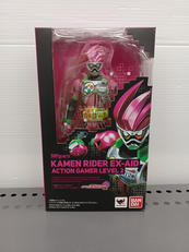 仮面ライダーエグゼイド フィギュアーツ|BANDAI