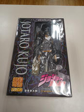 ジョジョの奇妙な冒険|メディコス・エンタテインメント