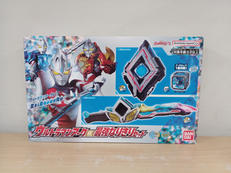ウルトラマンアークDX最強なりきりセット|BANDAI