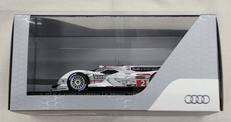 AUDI R18 E-TRON QUATTRO|QUATTRO GMBH