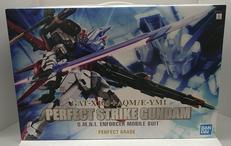 PG 1/60 パーフェクトストライクガンダム