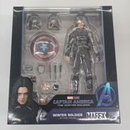 MAFEX WINTER SOLDIER|MEDI COM TOY