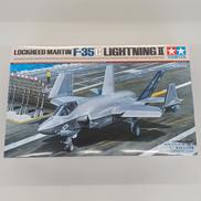 1/48 ロッキード マーチン F-35C ライトニングII|TAMIYA