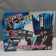 仮面ライダーディケイド|BANDAI