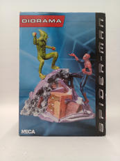 ジオラマ スパイダーマンVSグリーンゴブリン|NECA