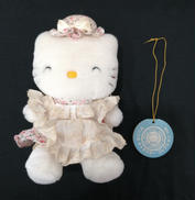 メアリー・ホワイト(キティちゃんのママ)ぬいぐるみ|サンリオ