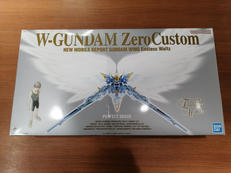 PG 1/60 ウインガンダムゼロカスタム|BANDAI