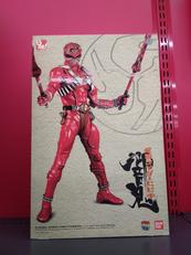 仮面ライダー響鬼|MEDI COM TOY