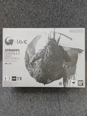 S.H.MONSTERARTS|BANDAI