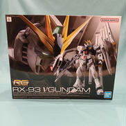 逆襲のシャア　1/144 RG|BANDAI