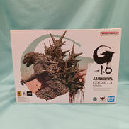 S.H.MONSTERARTS|BANDAI