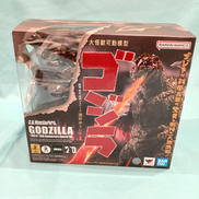 S.H.MONSTERARTS|BANDAI