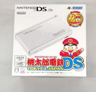 DS LITE　桃太郎電鉄仕様|NINTENDO