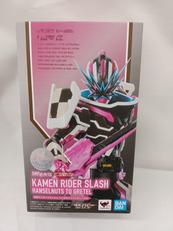 仮面ライダーセイバー|BANDAI