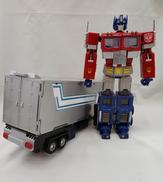 コンボイ完全版|TAKARA TOMY