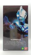 ウルトラマンコスモス|BANDAI
