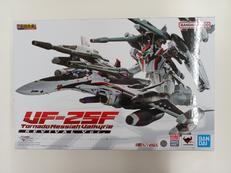 DX超合金VFー25トルネードメサイアバルキリー