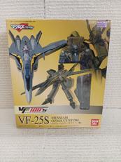 マクロスフロンティア　メサイアバルキリー(オズマ・リー機)|BANDAI