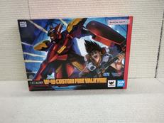 ファイヤーバルキリー　VF-19改|BANDAI