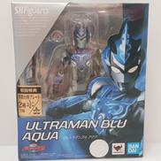 ウルトラマンブル アクア