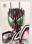 真骨彫製法|BANDAI